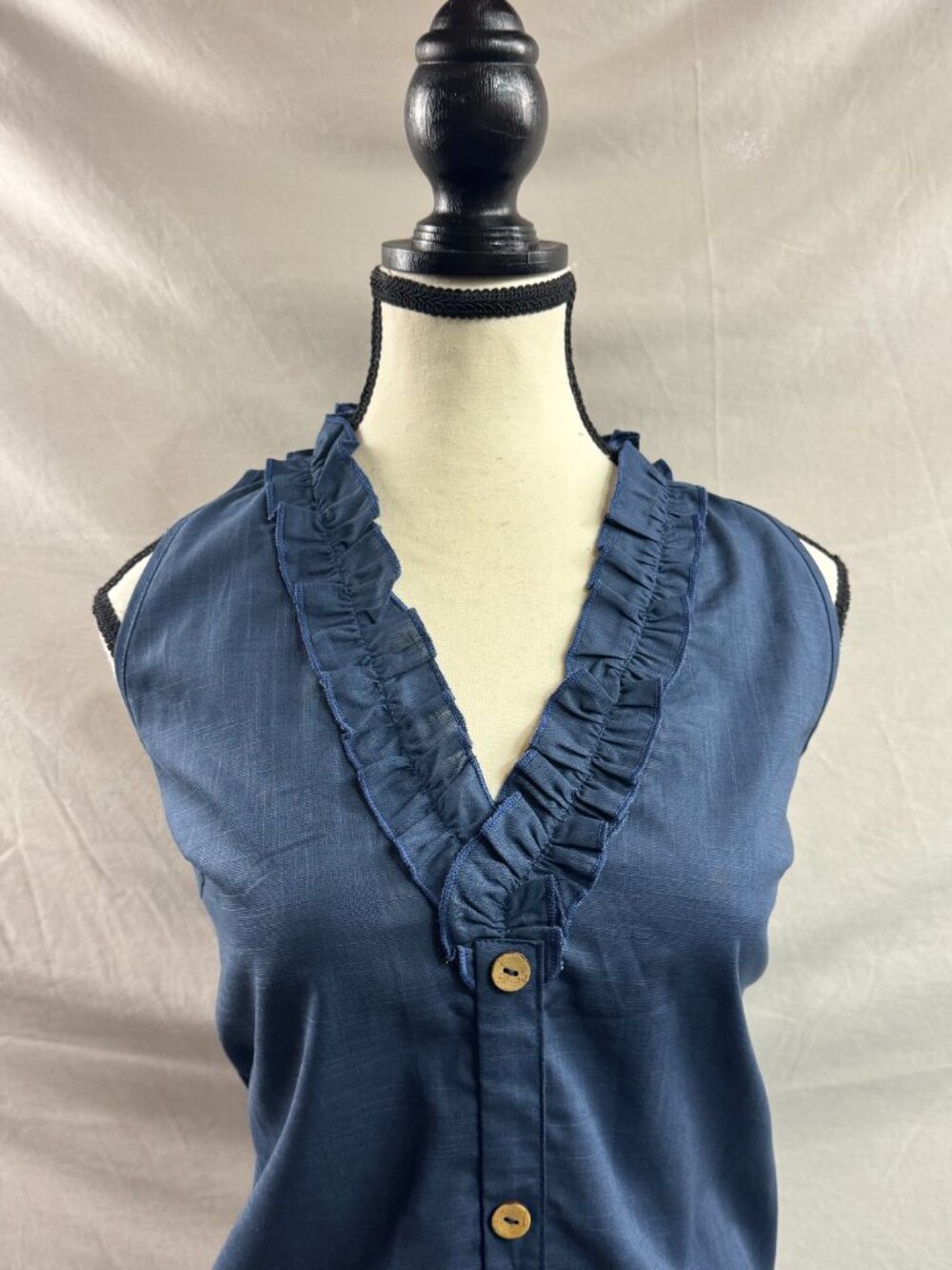 Navy Blue Ruffle V-Neck Sleeveless Cotton Blouse Button-Down Top - Picture 7 of 8